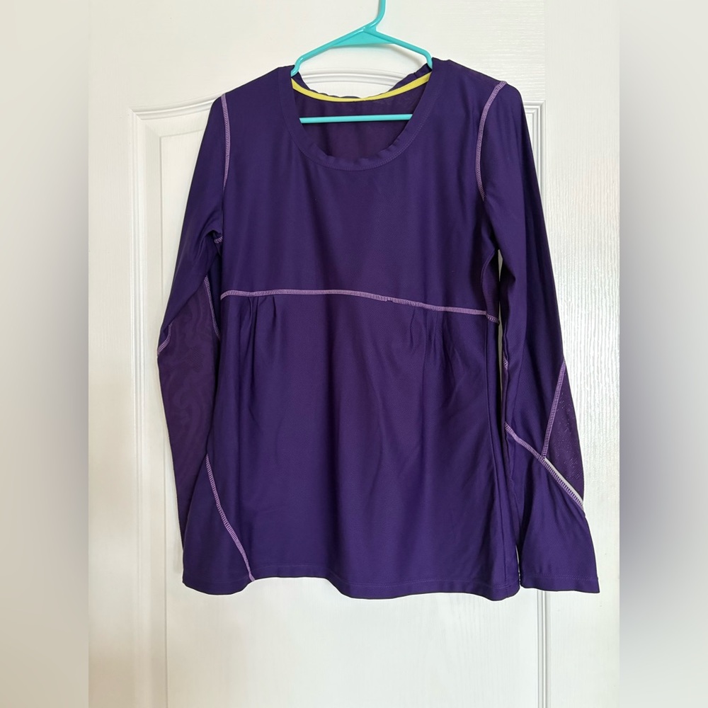 Athleta long sleeve athletic top